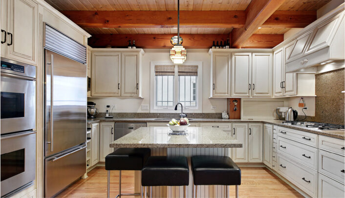 Traditional Style Kitchen Remodel